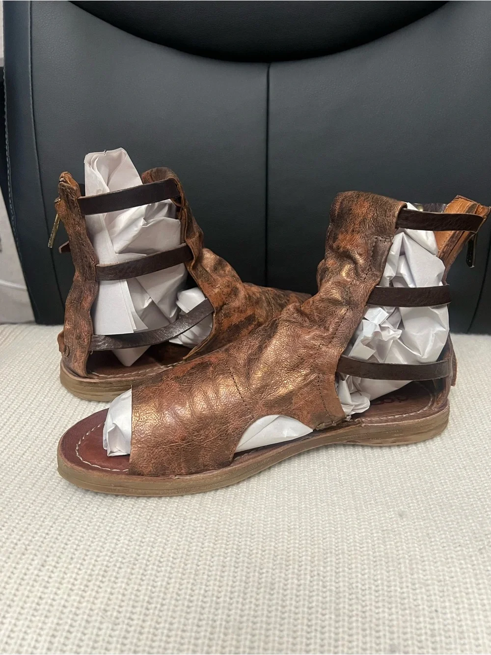 A. S. 98 Women's Distressed Metallic Copper Open-Toe Ankle Sandals size 39 (9)